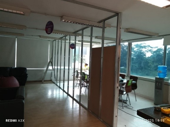 Equipe da JFG em obra interna